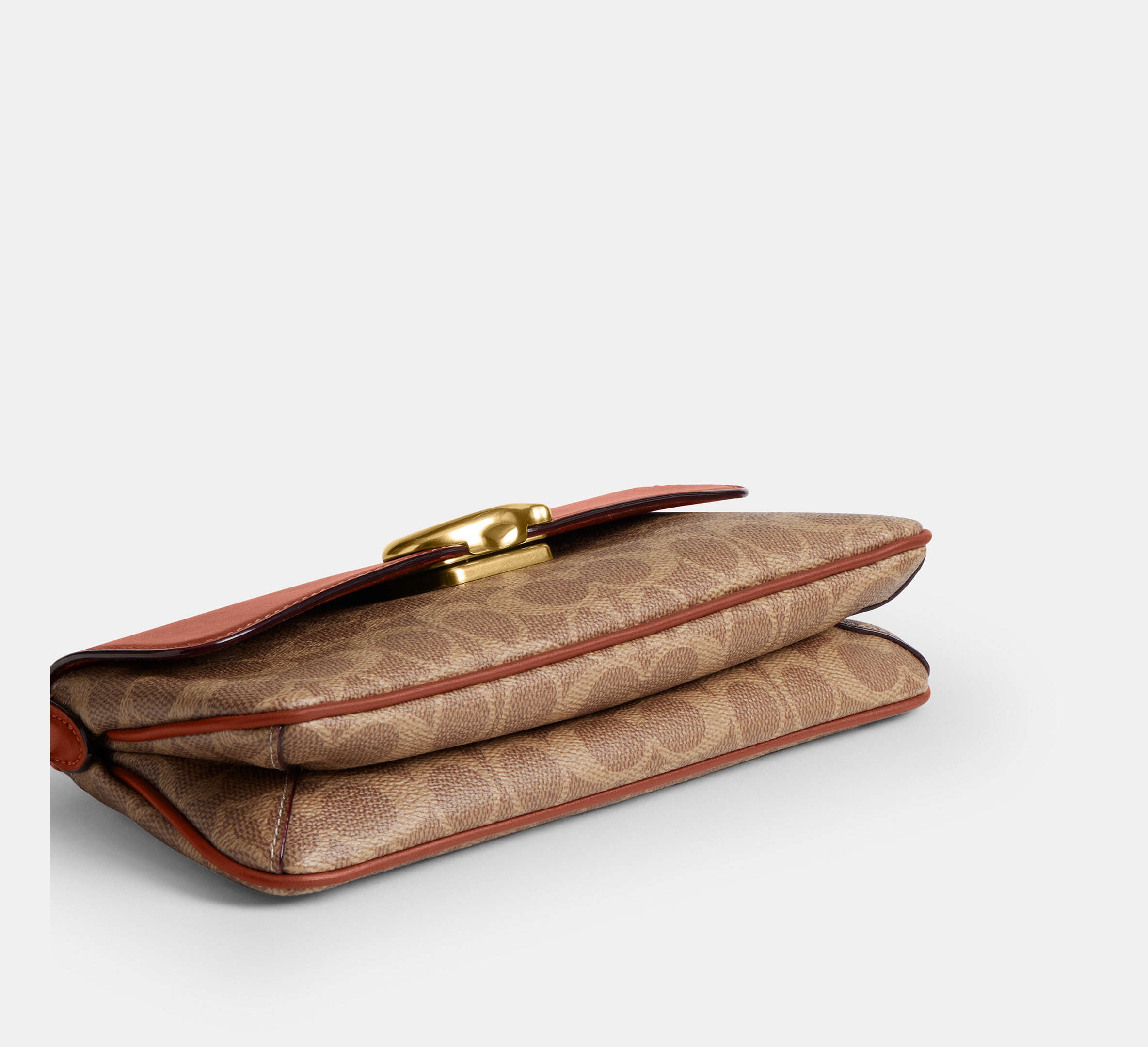 Jet Shoulder Bag In Signature Canvas