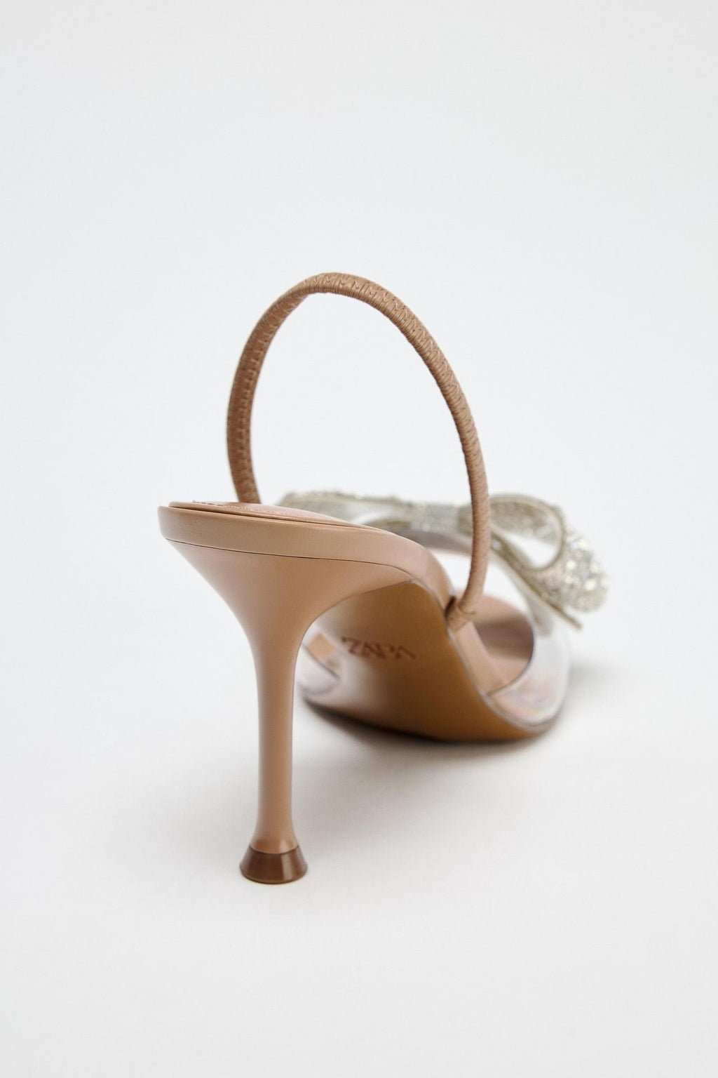 IMPORTED HEELS WITH SHINNY BOW