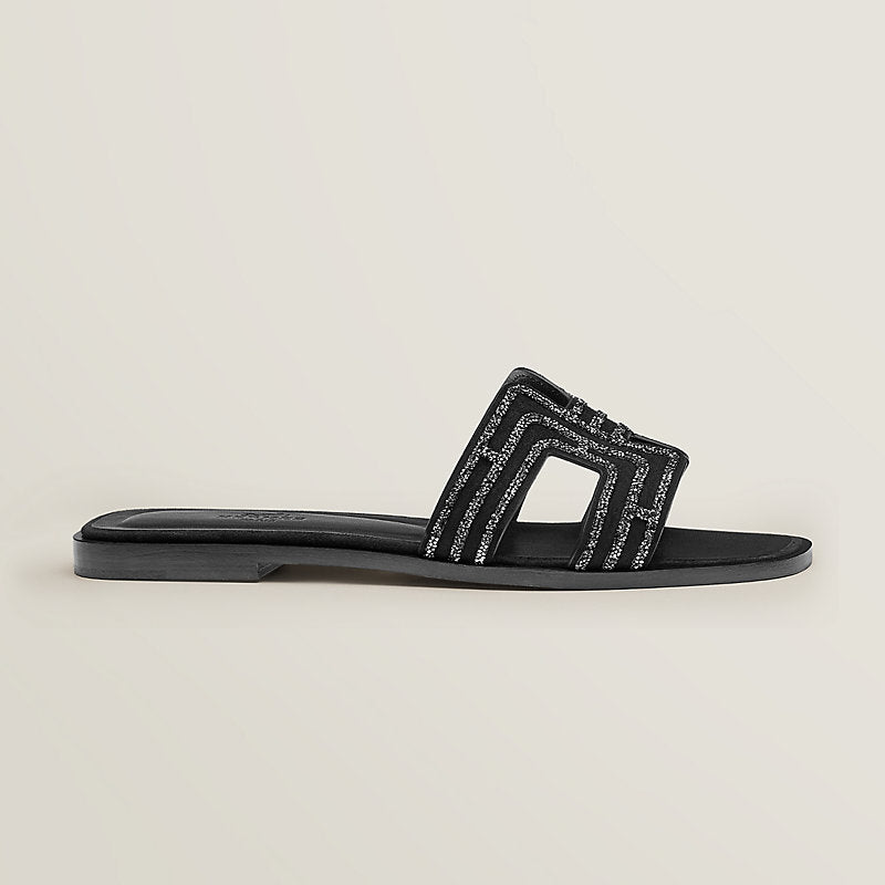 HER ORAN MESH SANDAL