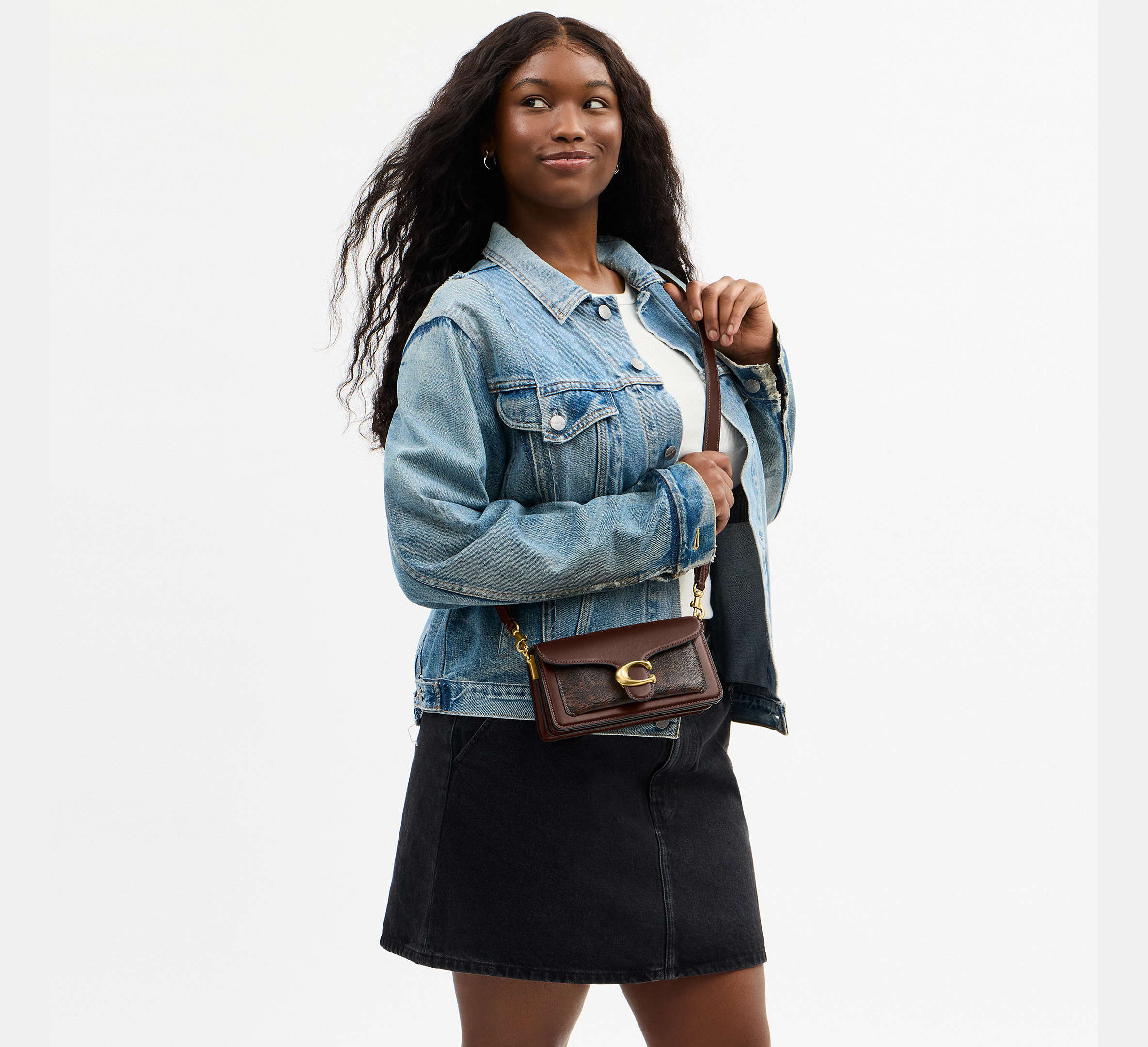 Tabby Shoulder Bag 20 In Signature Canvas