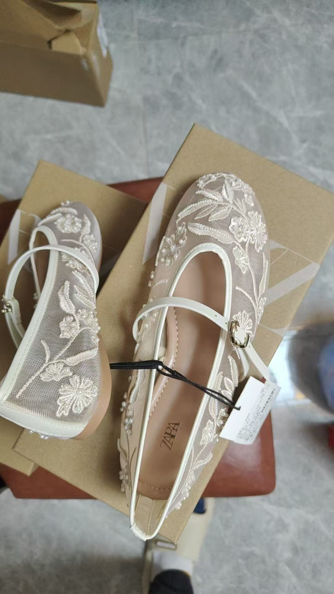 EMROIDERY PEARLS BALLERINAS