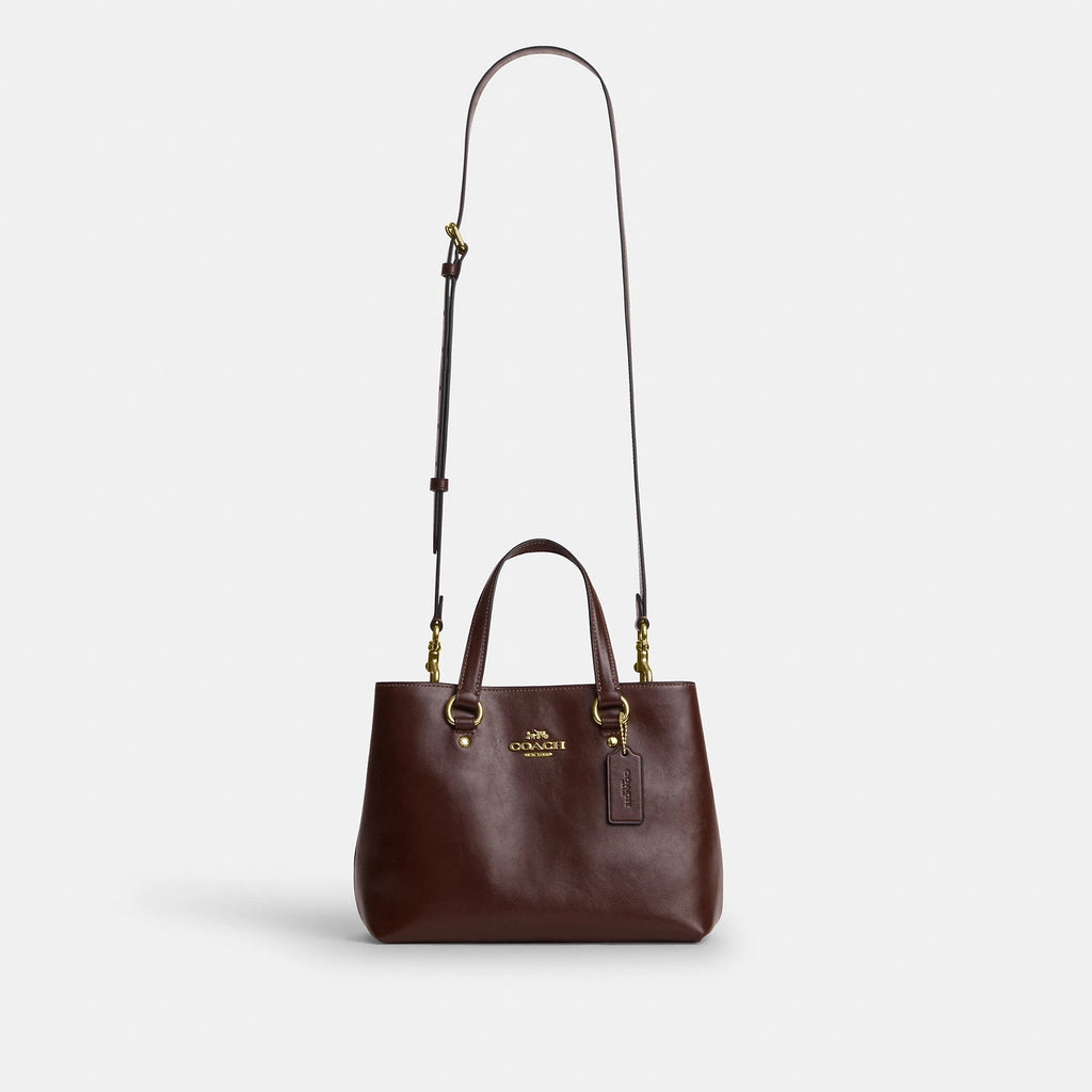 Station Carryall Bag In Signature Canvas