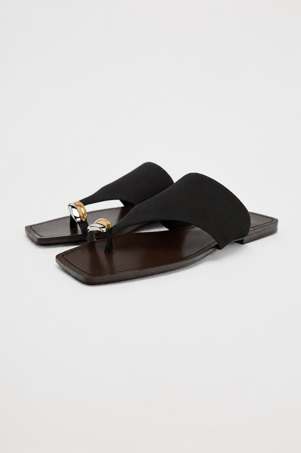 EMBELLISHED SUEDE SANDALS