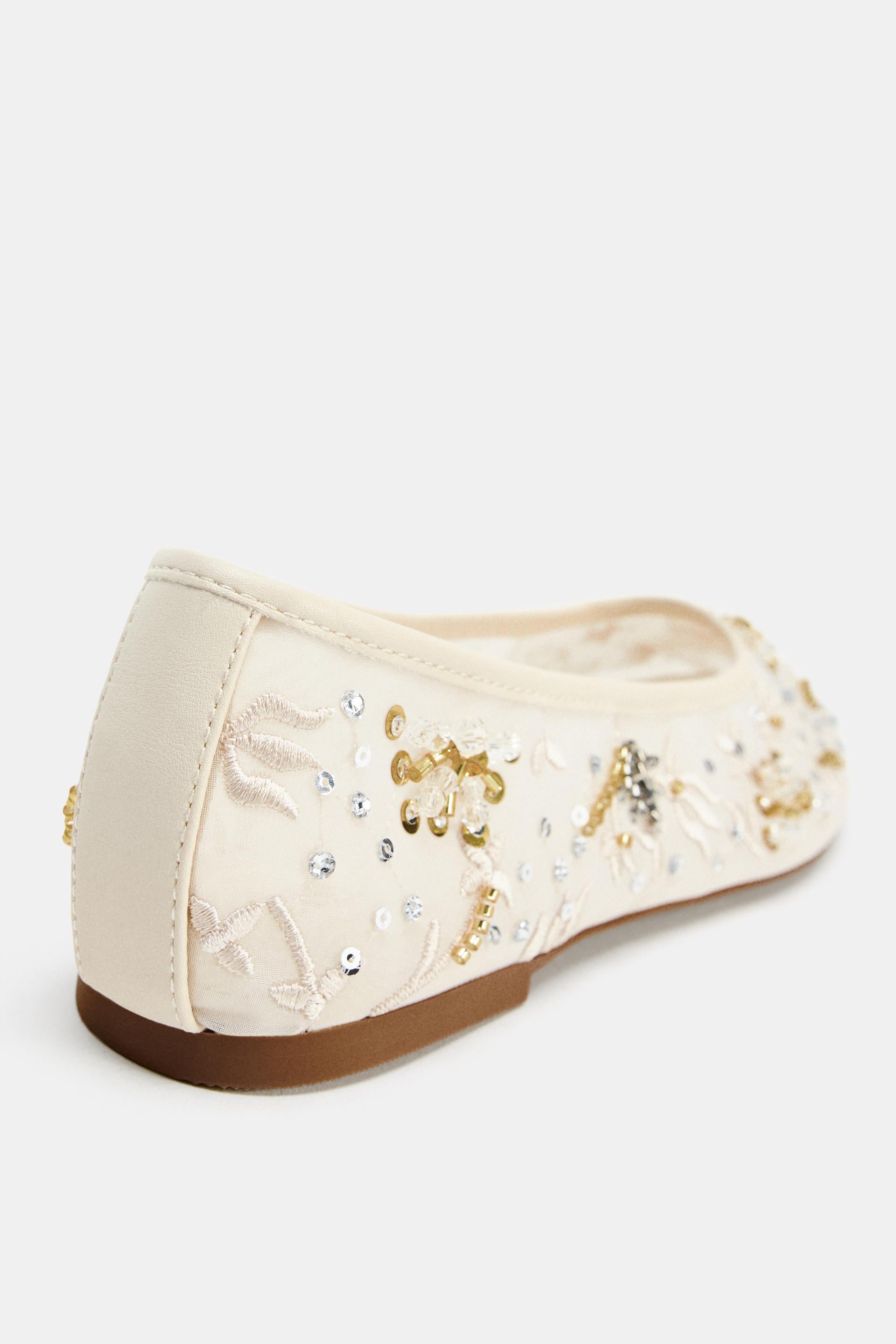 FLAT BALLET SHOES WITH SPARKLE DETAIL