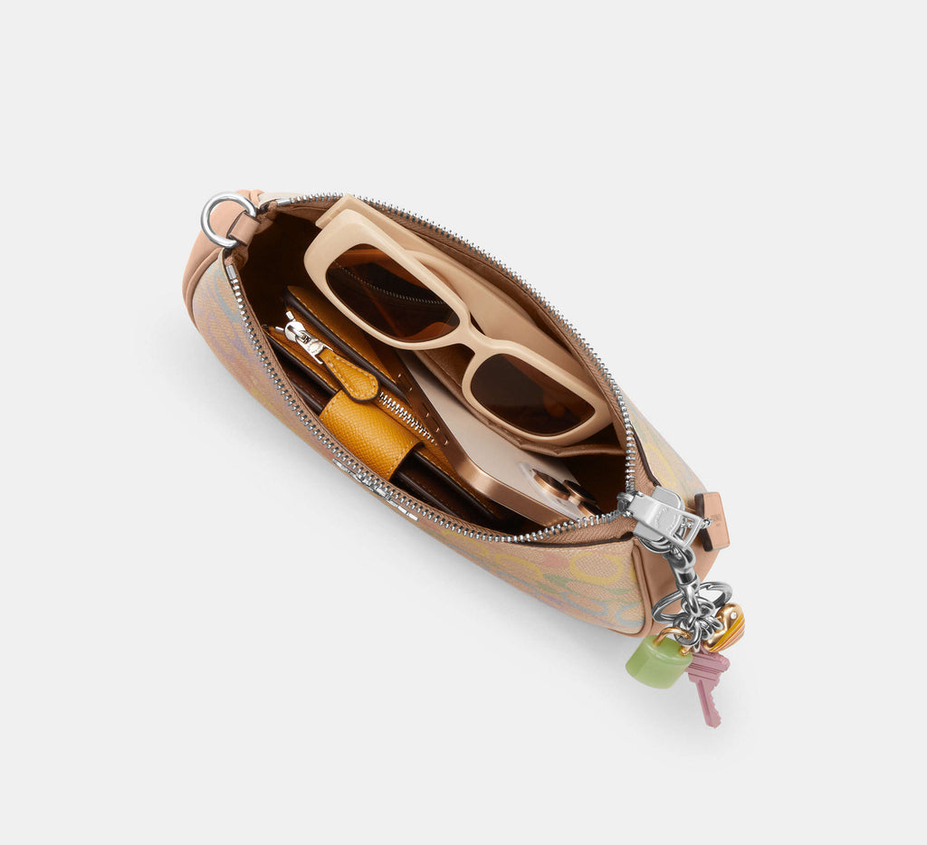Teri Shoulder Bag In Signature Canvas