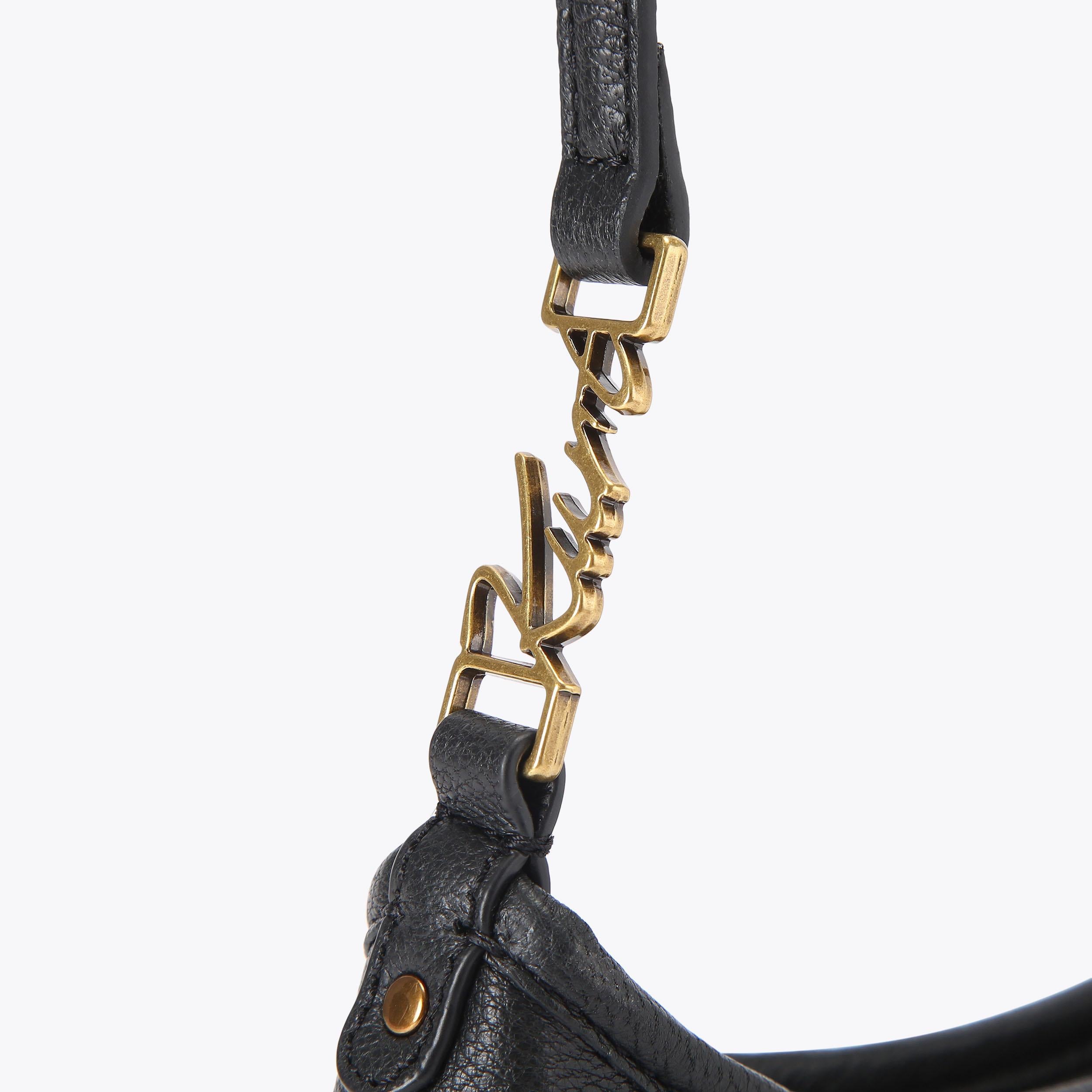 KURT SLING BAG