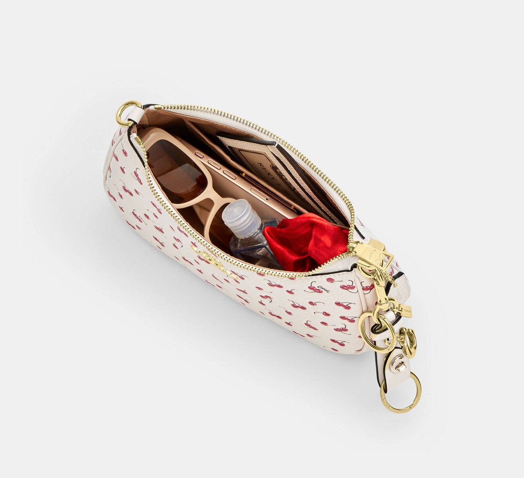 Teri Shoulder Bag In Signature Canvas
