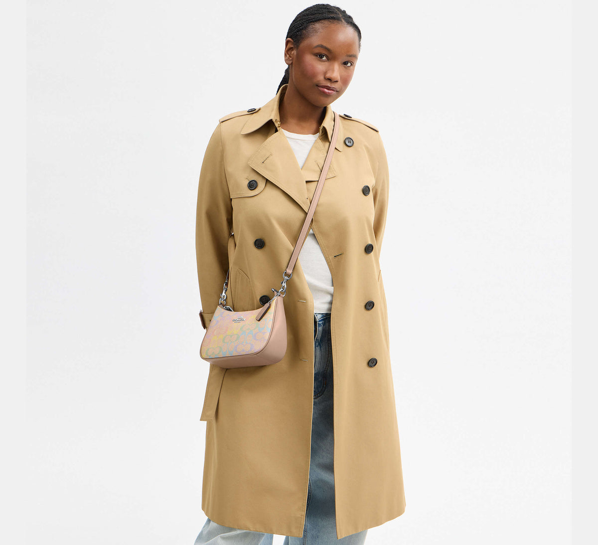 Teri Shoulder Bag In Signature Canvas