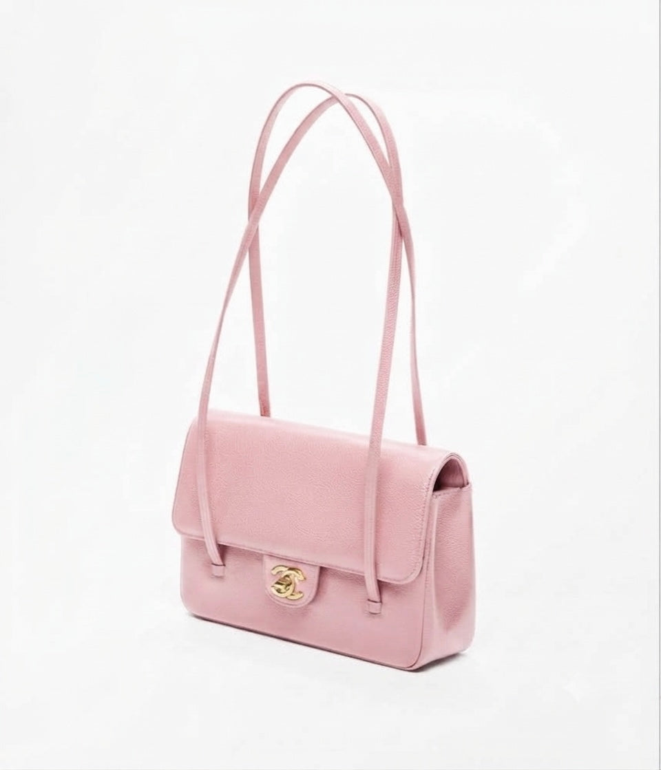 Small flap bag, grained shinny coco