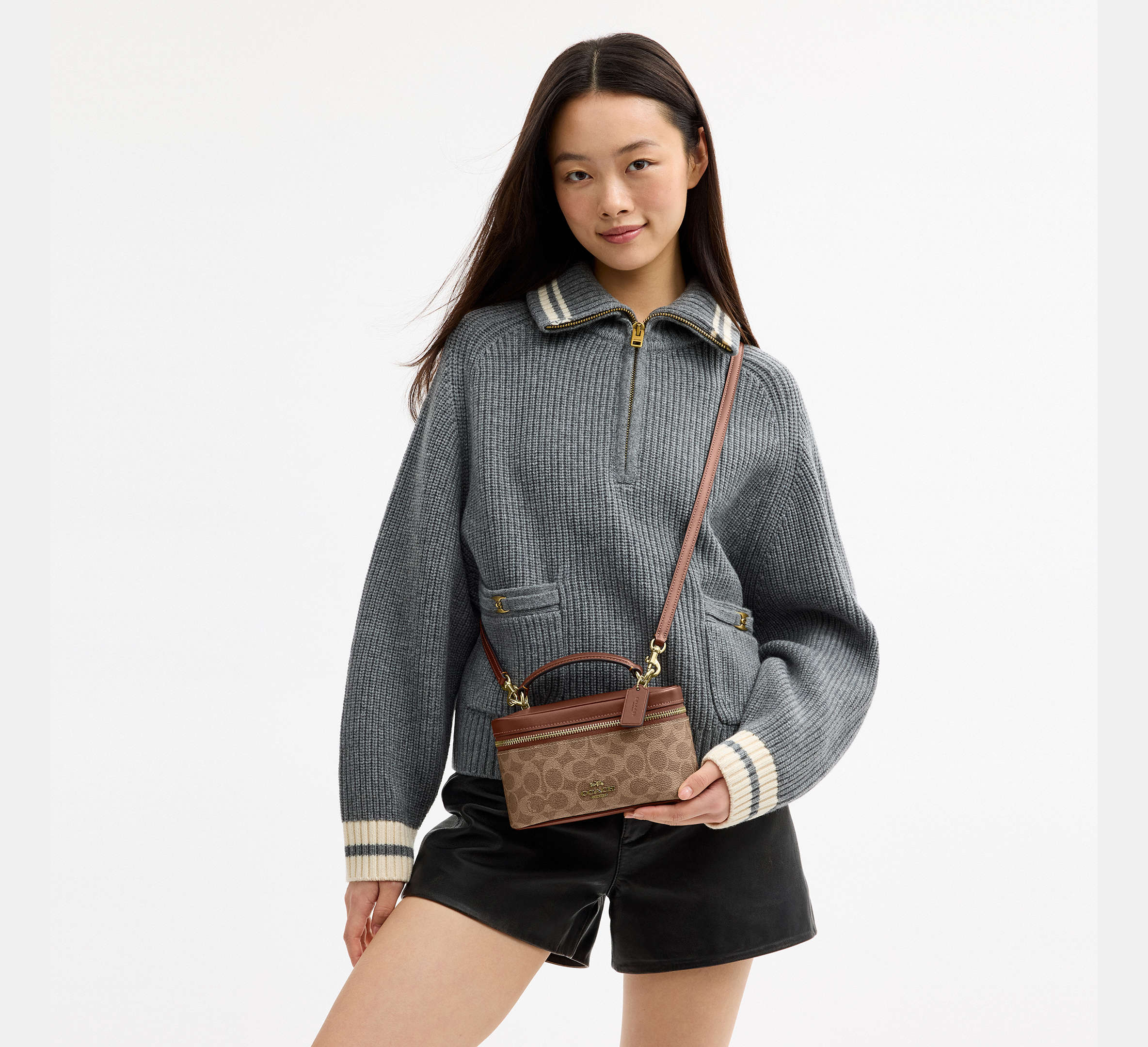 Rainer Crossbody Bag 18 in Exclusive Canvas