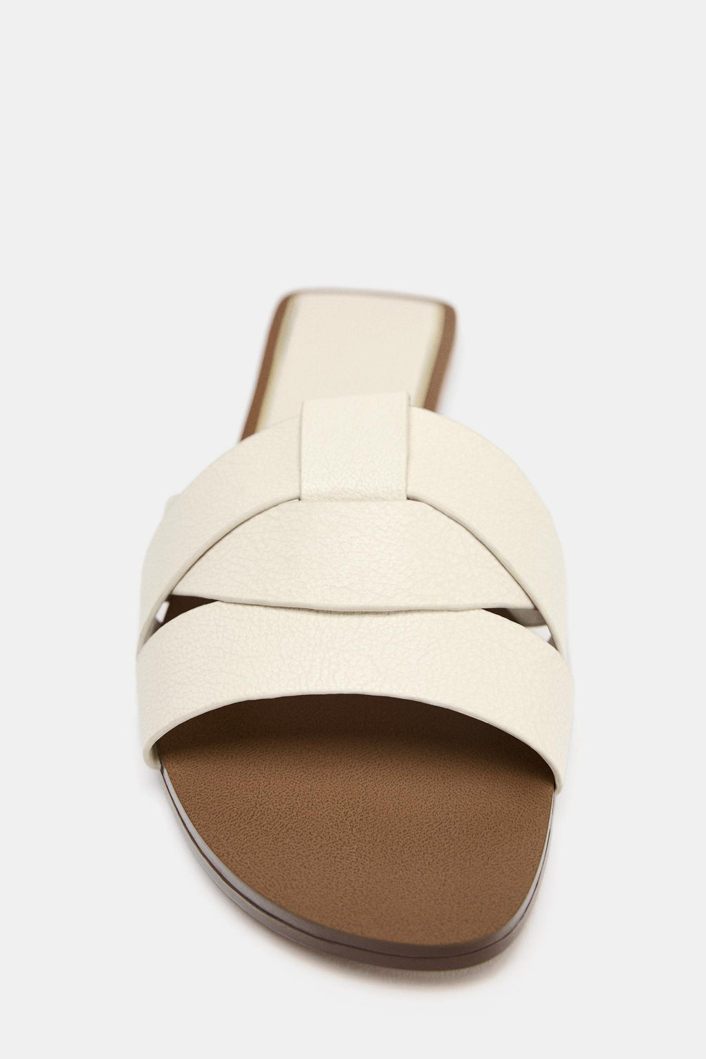 FLAT CROSSED LEATHER SANDALS
