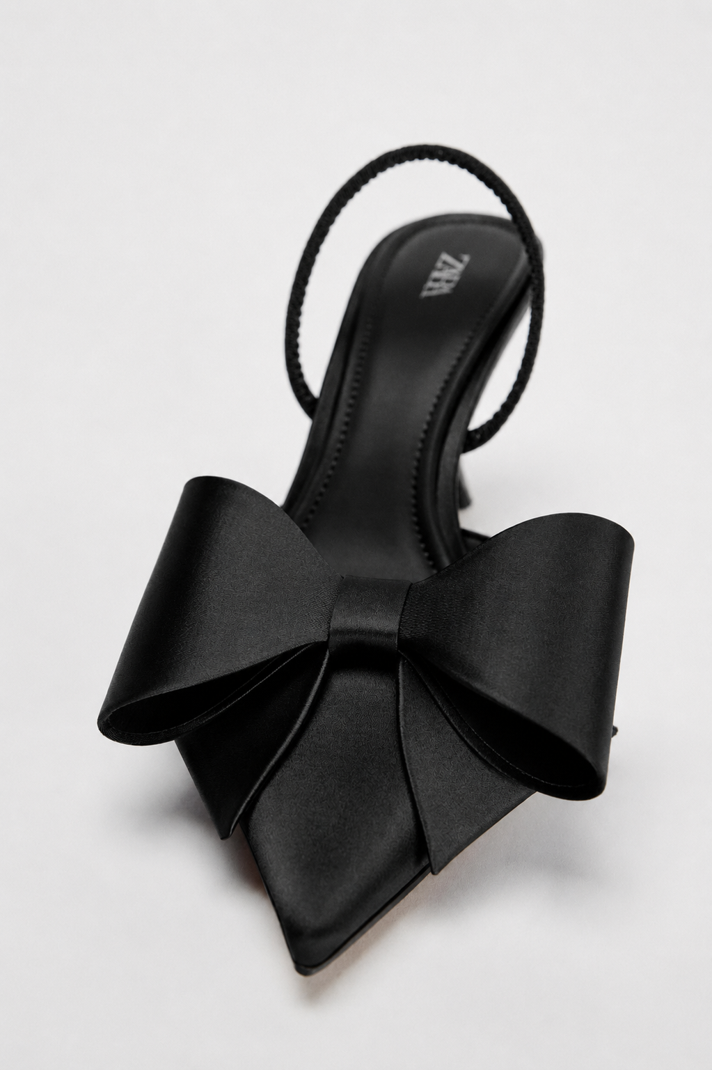 SATIN HEEL SHOES WITH A BOW