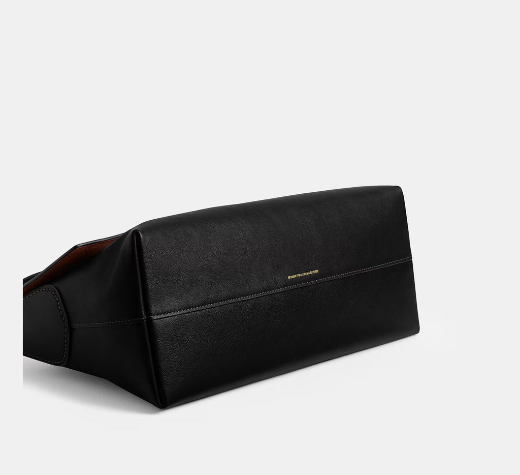 Chelsea Shoulder Bag 30