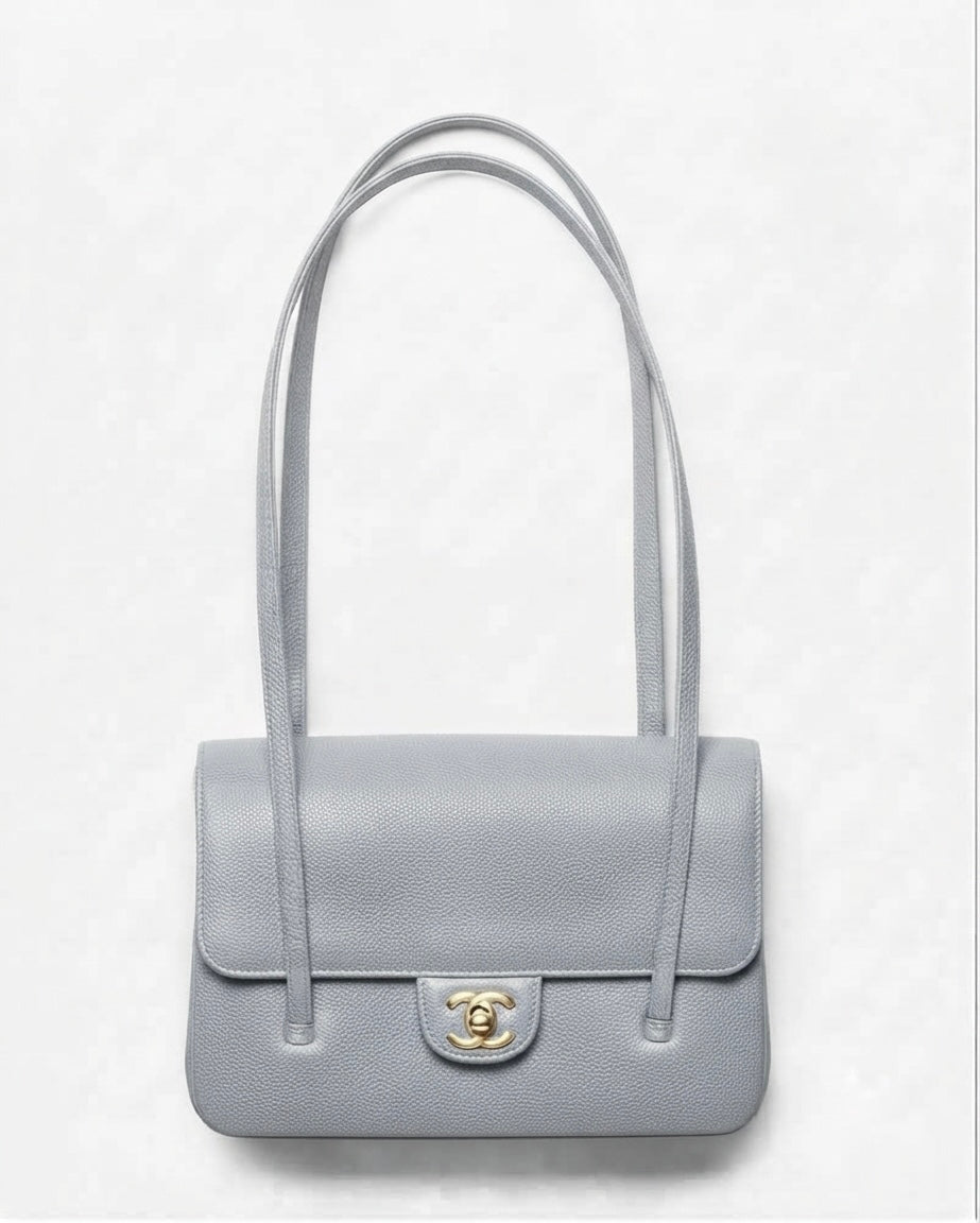 Small flap bag, grained shinny coco
