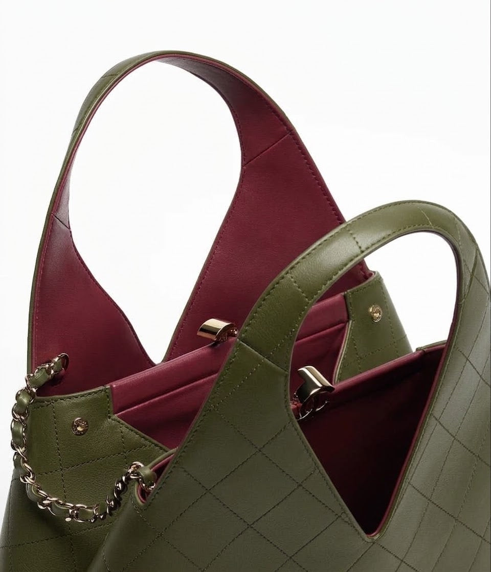 Shopping Bag Calfskin with gold chain