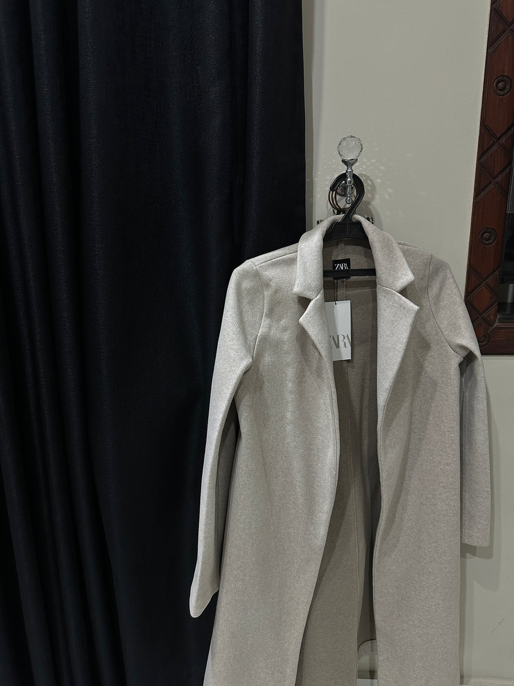 ZARA COLLAR COAT