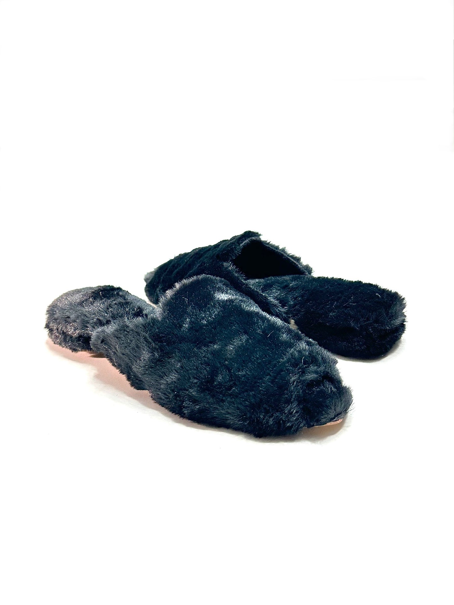 Fur slippers