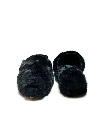 Fur slippers