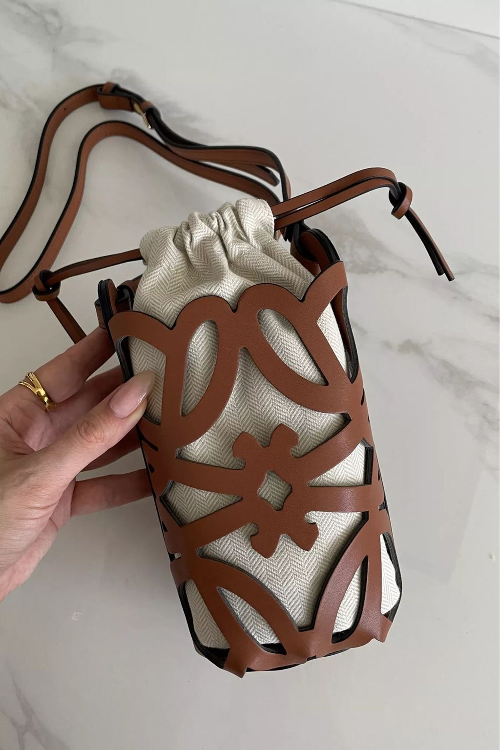 LOEWE-BUCKET-BAG