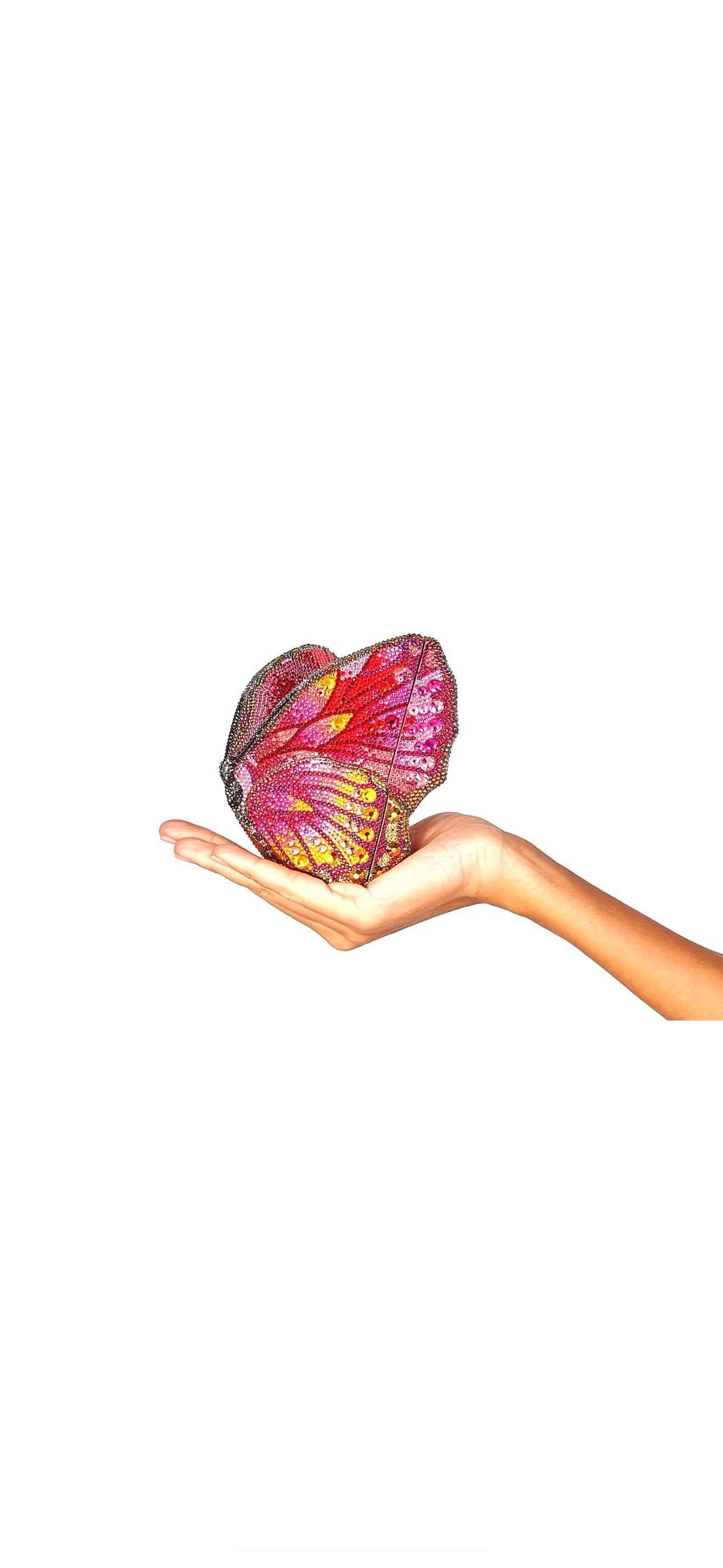 JUDITH BUTTERFLY CLUTCH