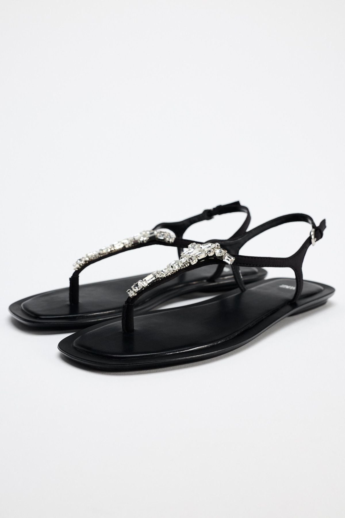 IMPORTED FLAT SANDALS