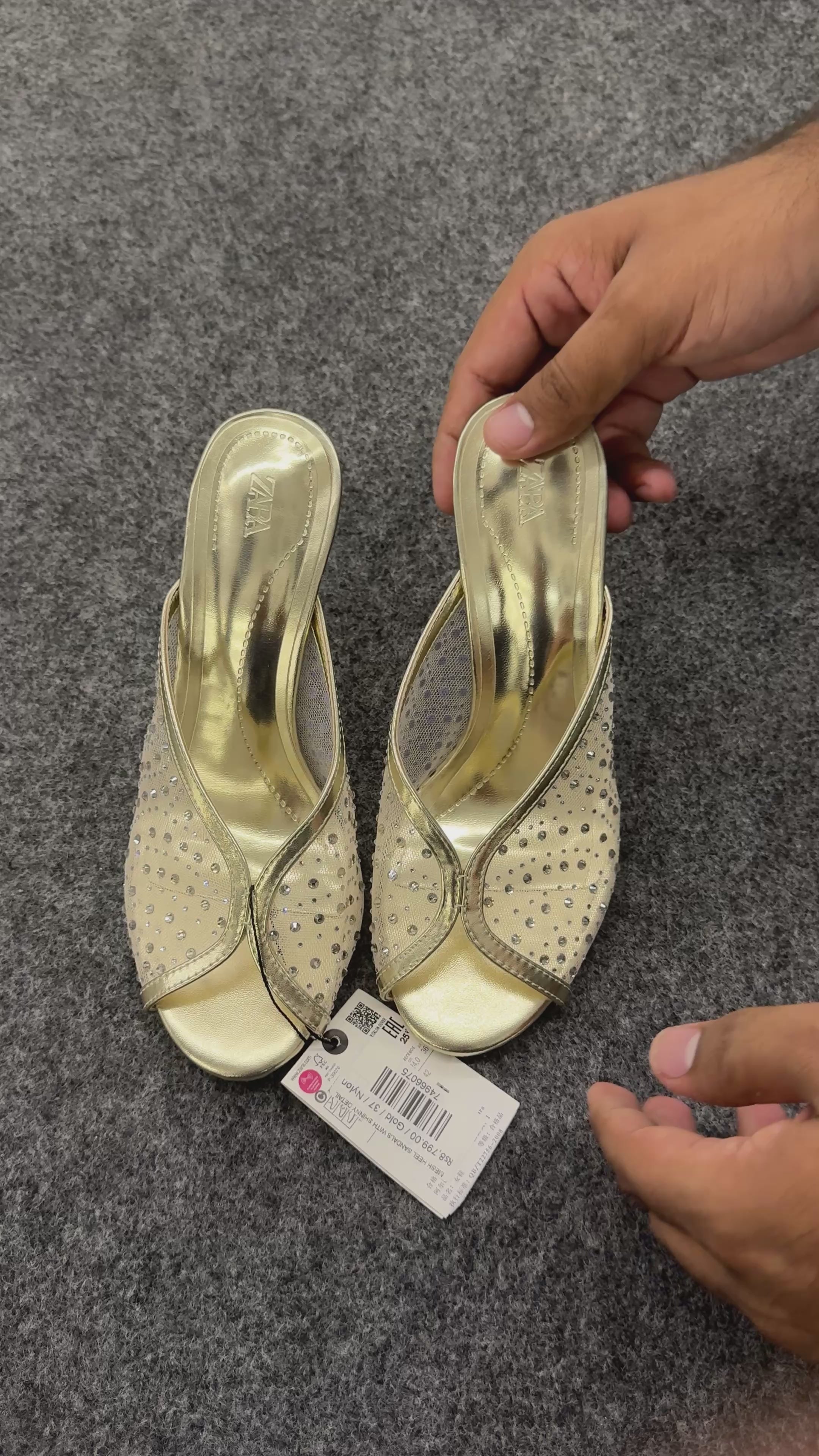 MESH HEEL SANDALS WITH SHINNY DETAIL