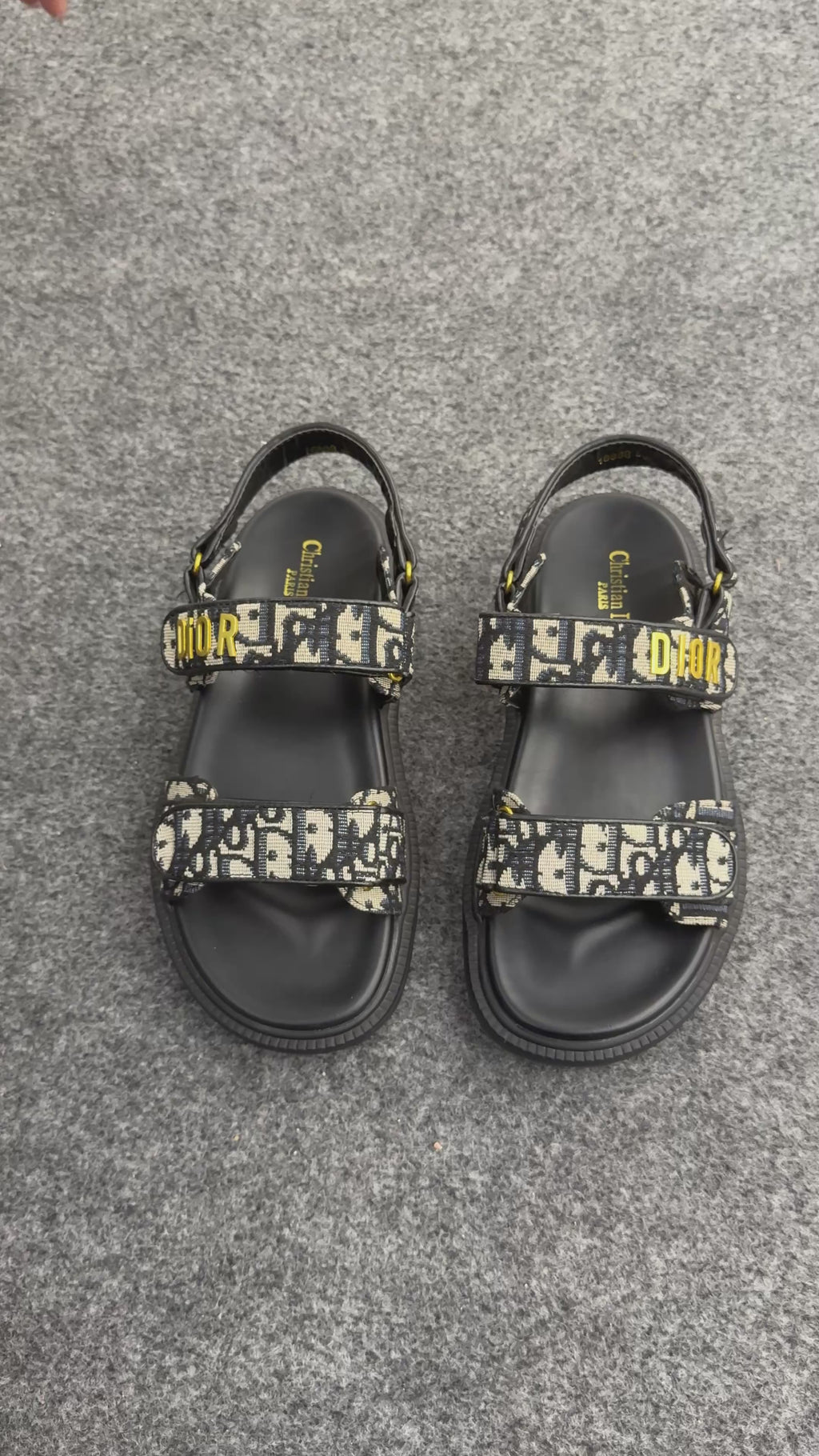 EMBROIDERED SANDALS