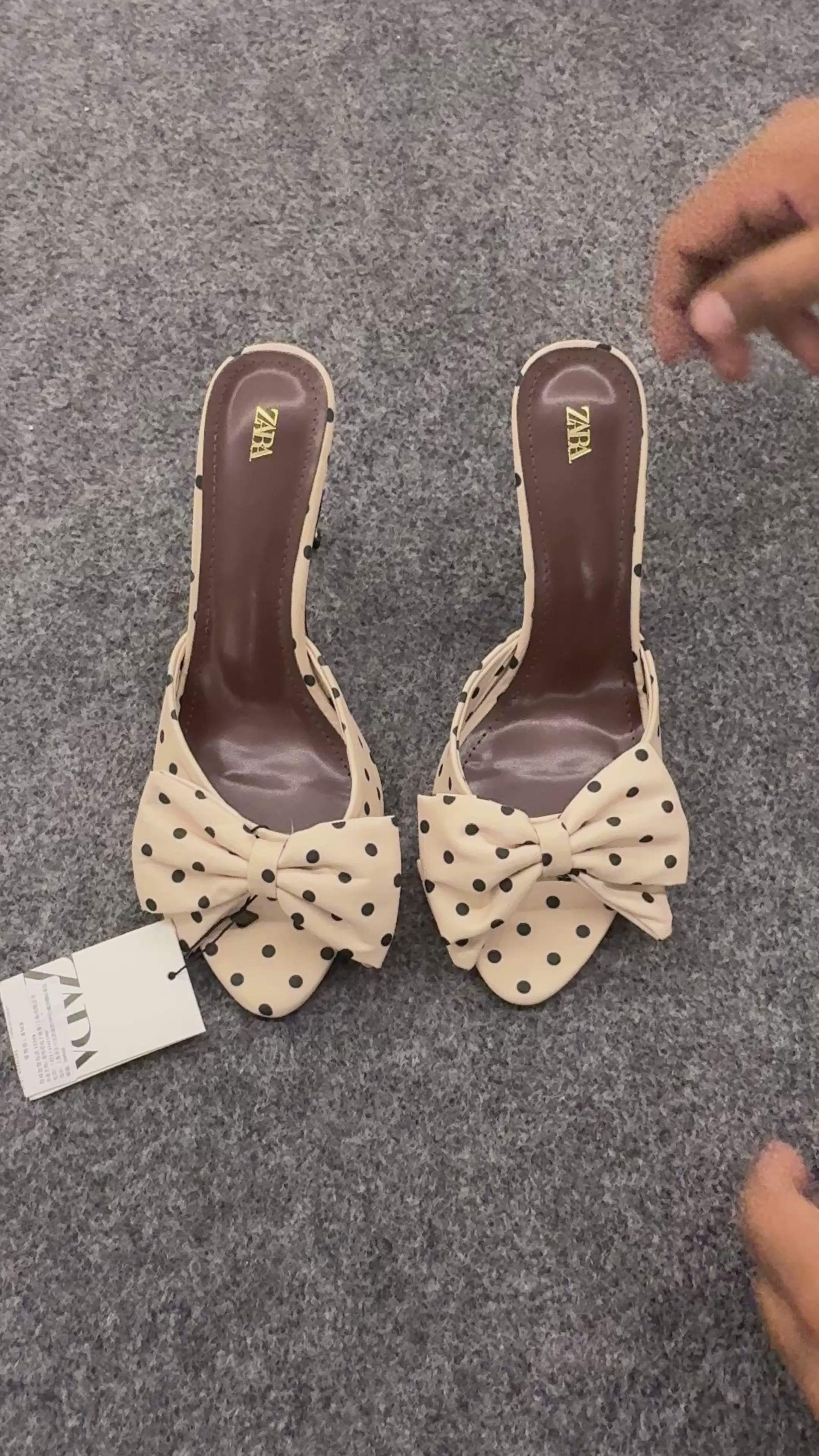 POLKA DOT PRINT SANDALS WITH BOW