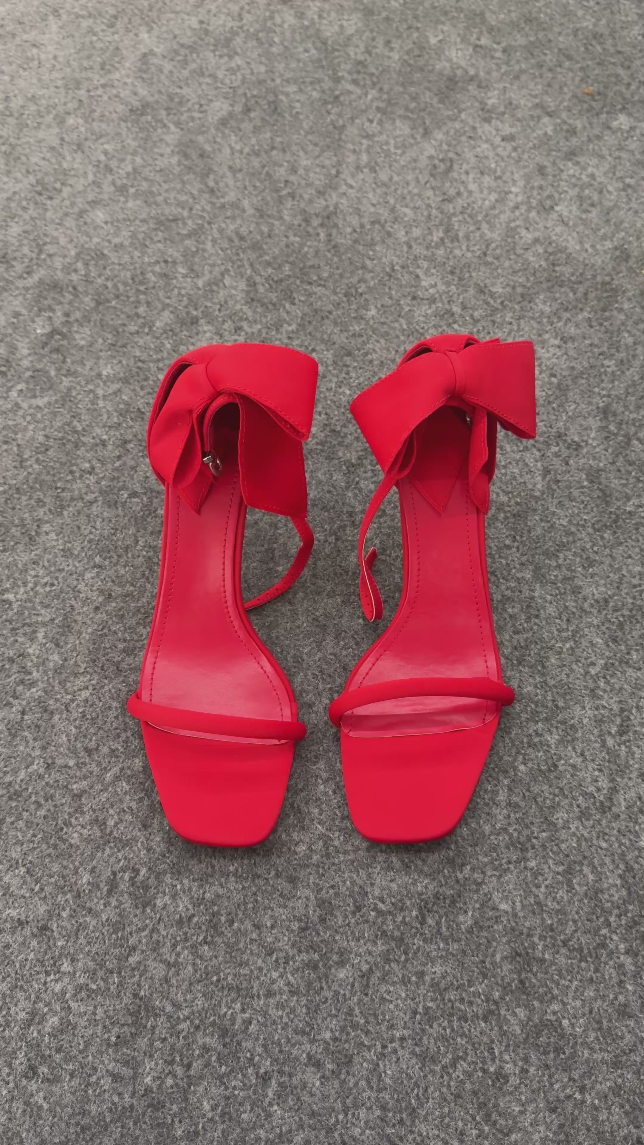 SATIN HEELS WITH BOW